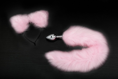 Серебристая анальная пробка с розовым хвостиком и ободком-ушками - фото, цены